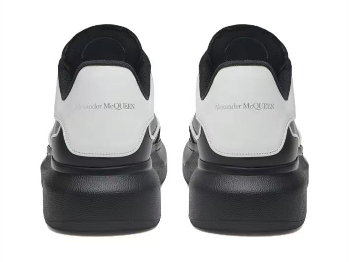 Alexander Mcqueen Men's Oversized Sneaker in Black/white