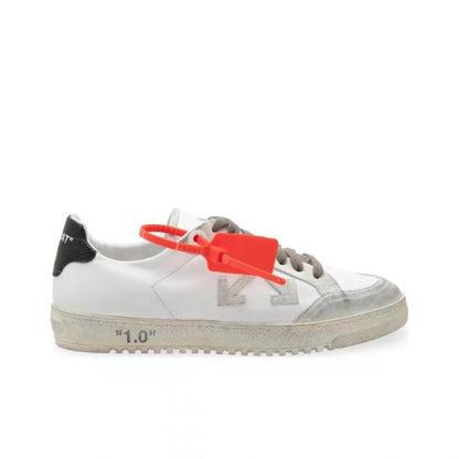 Off White carryover low white